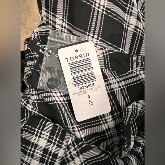 NWT: Harper Georgette Sleeveless Blouse - Picture 4 of 4